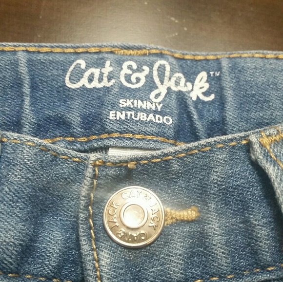 Toddler Heart Knee Jeans - Picture 3 of 3